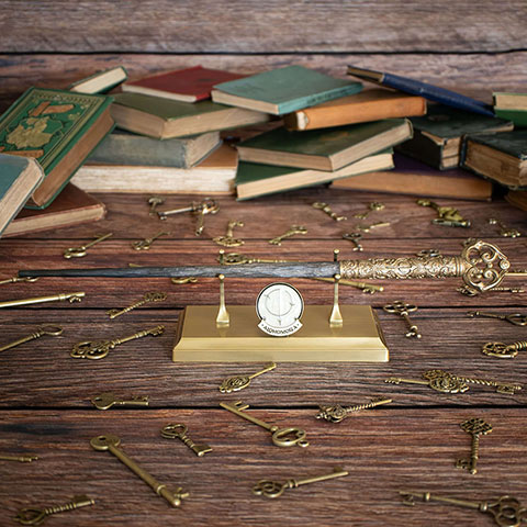 Baguette de Célébration - Sortilège Alohomora - Harry Potter Baguette de Célébration - Sortilège Alohomora - Harry Potter